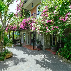 Blooms Boutique Village Vietnam