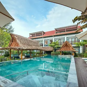 Aira Boutique & Vietnam